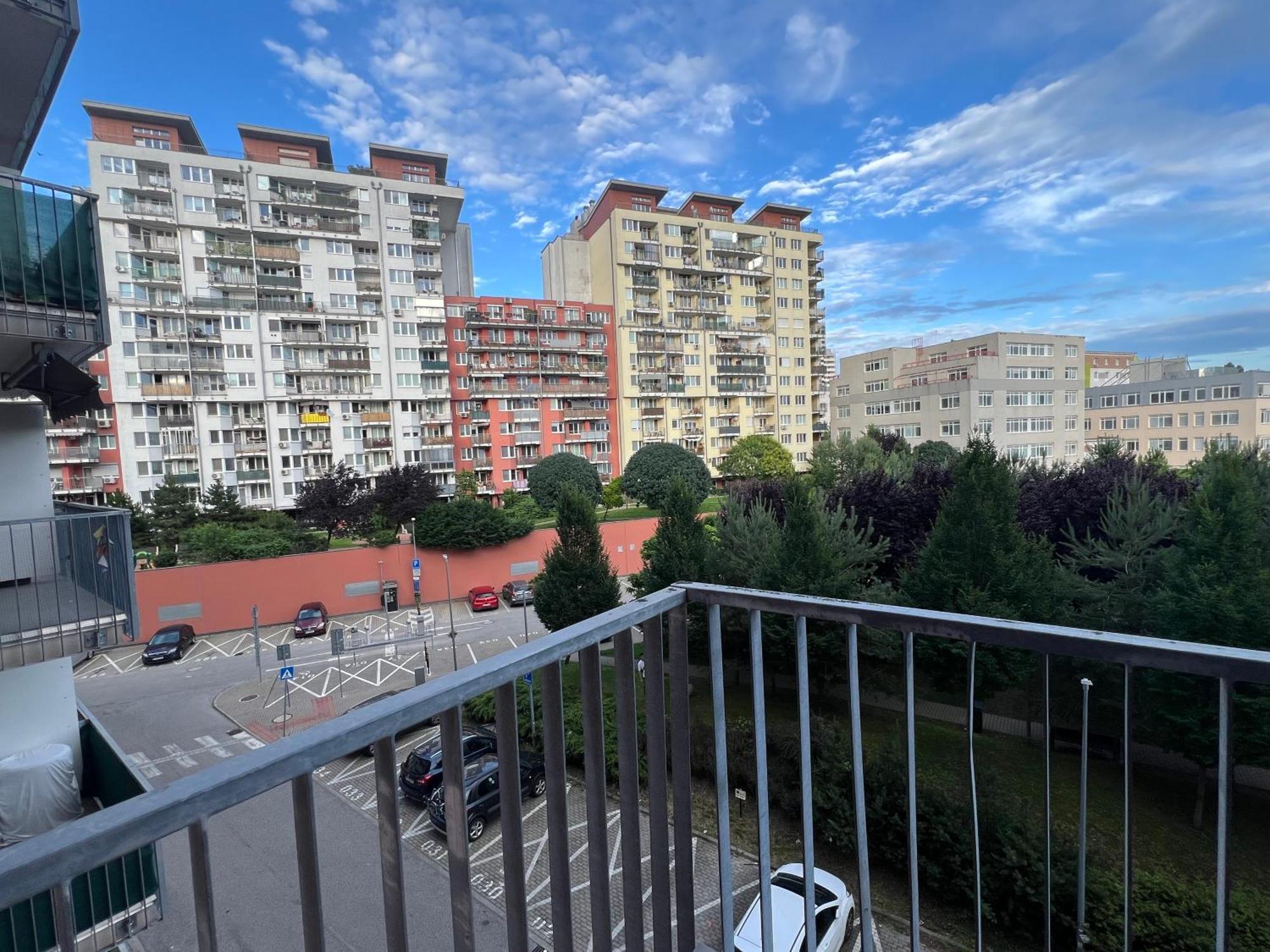 Apartment Jegeho Bratislava - Tipos Arena Exterior foto