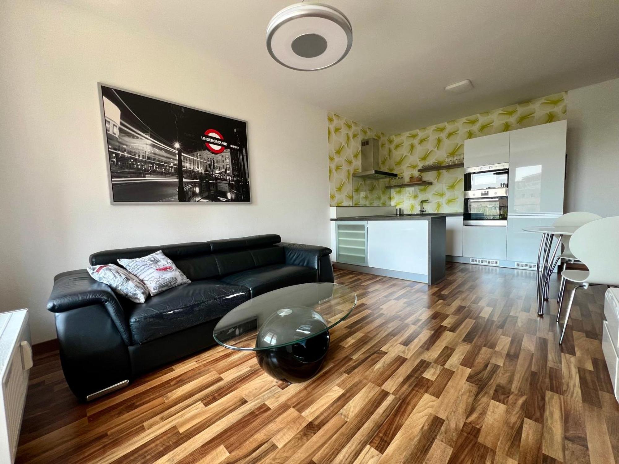 Apartment Jegeho Bratislava - Tipos Arena Exterior foto